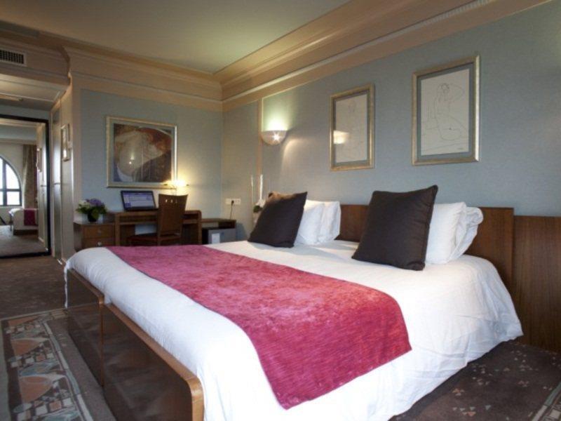 Hotel Art Deco Euralille 3*