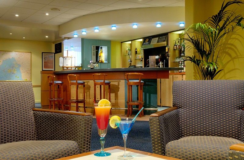 Hotel Express Centre By Ihg 3*