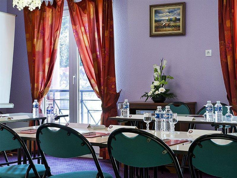 Hotel Kyriad Gare - Grand Palais