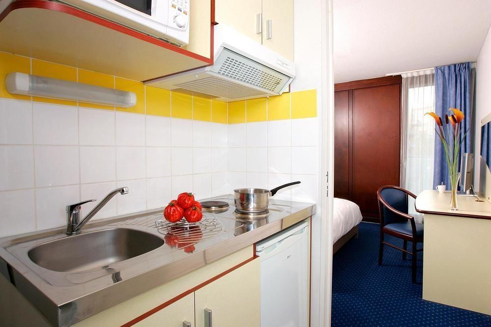 Appart'city Confort Grand Palais Aparthotel