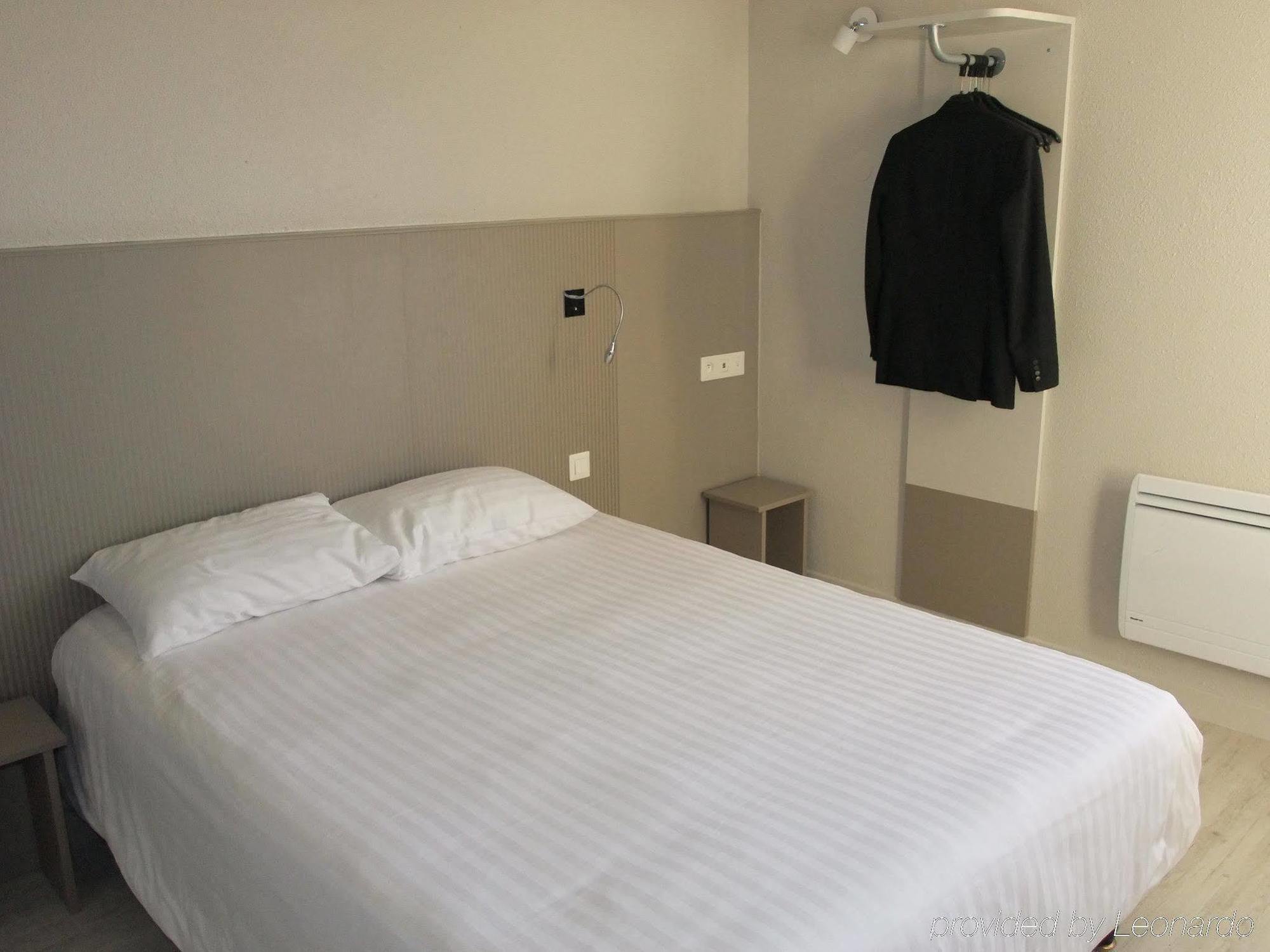 Brit Centre Hotel 3*