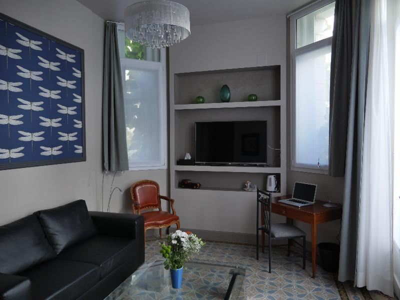 Gounod Hotel 3*