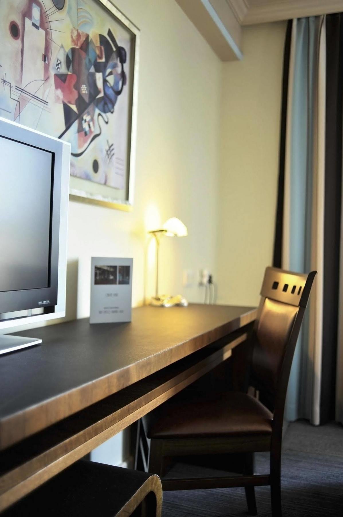 Art Deco Euralille Hotel 3*