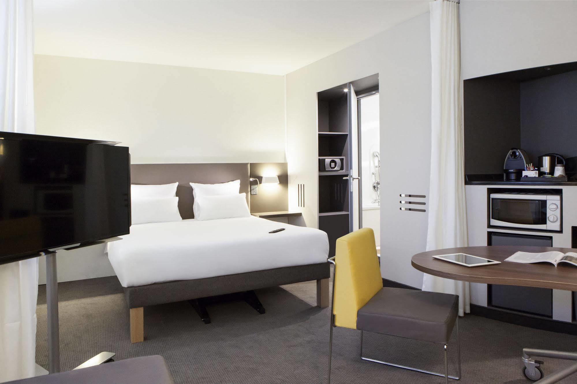Novotel Europe Hotel 4*