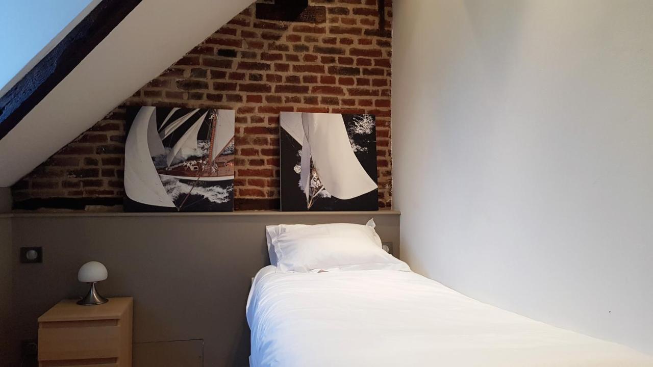 Little Clem Apartment