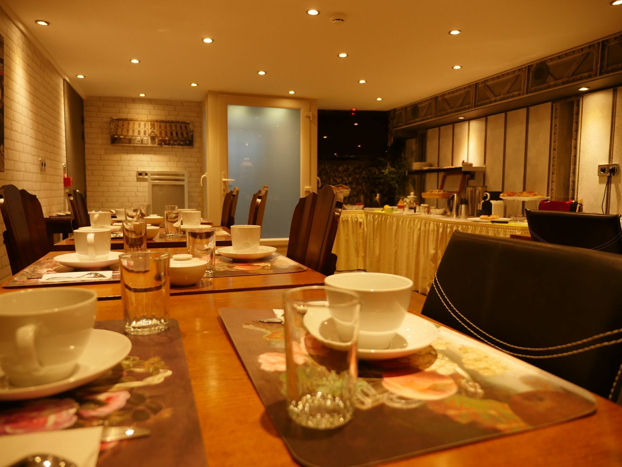 Gounod Hotel