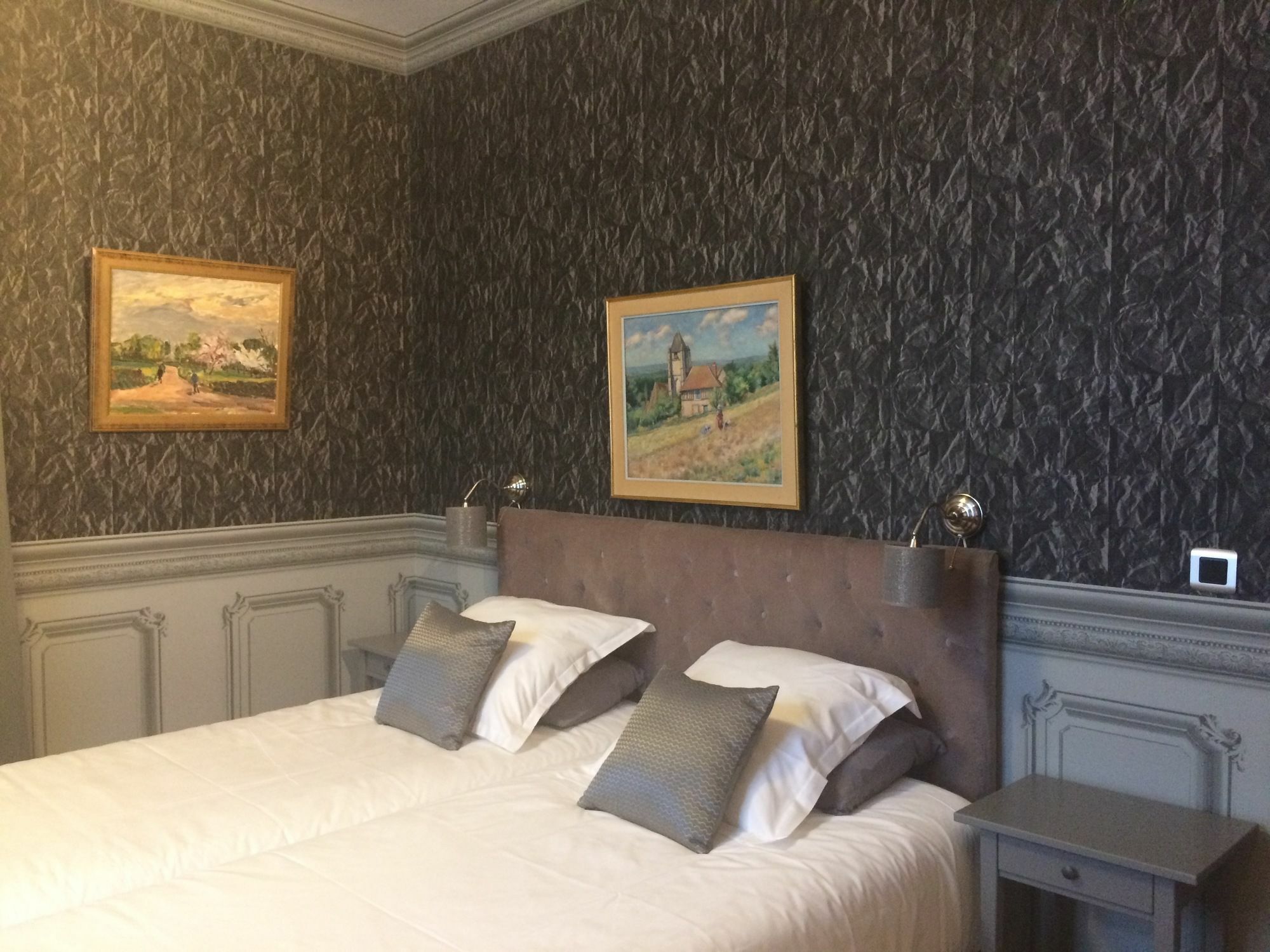 Gounod Hotel 3*