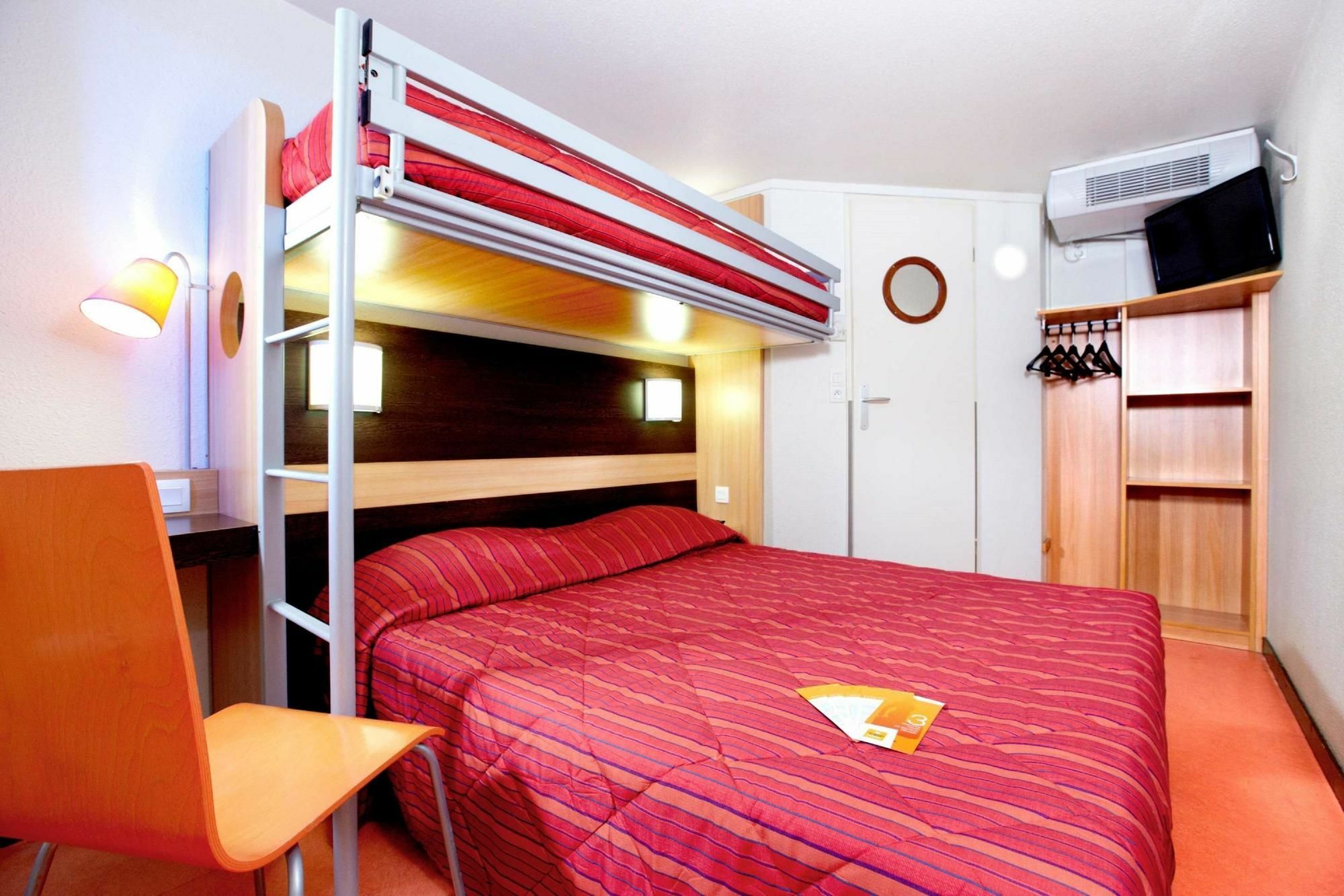 Premiere Classe Ouest - Lomme Hotel 2*