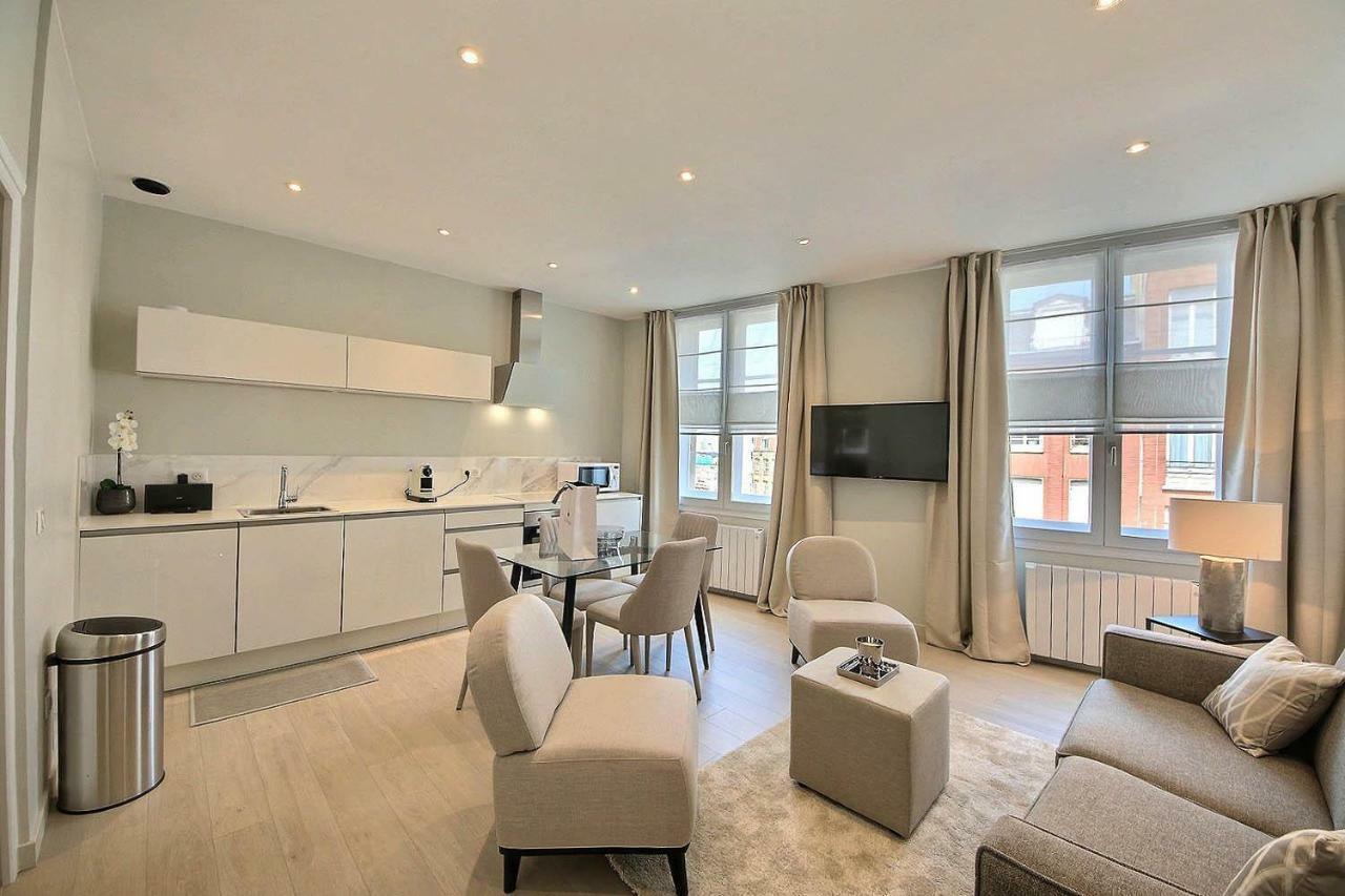 Le Laurius Apartment *