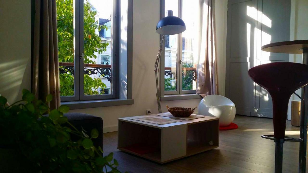 Lille-republique Apartment