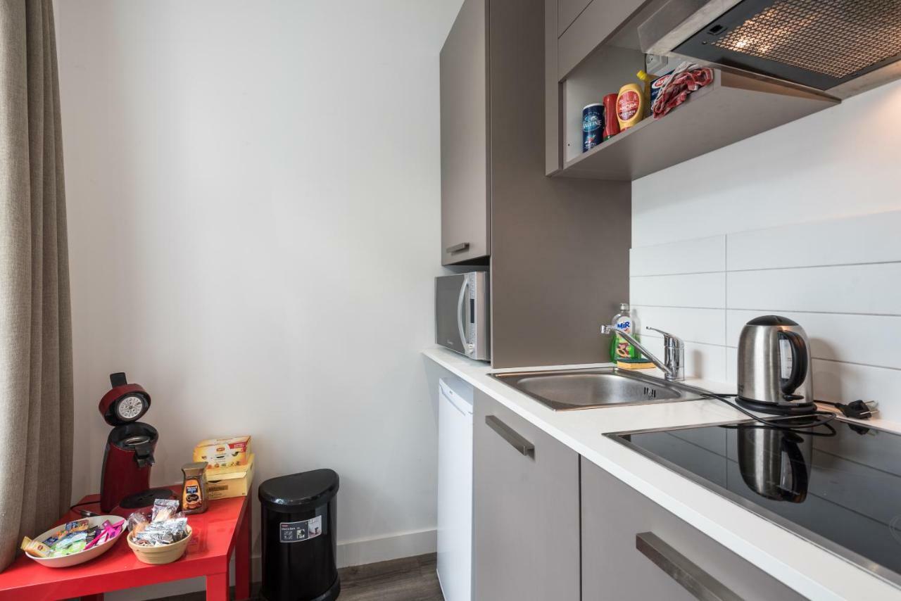 Republique Parking Prive Gratuit Apartamento *