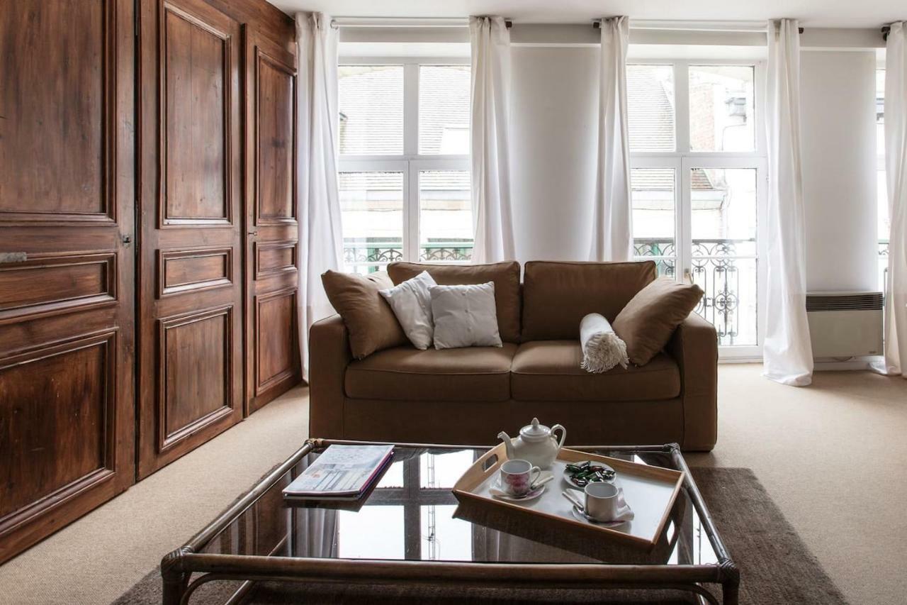 Les 3 Mollettes Du Vieux Apartment *