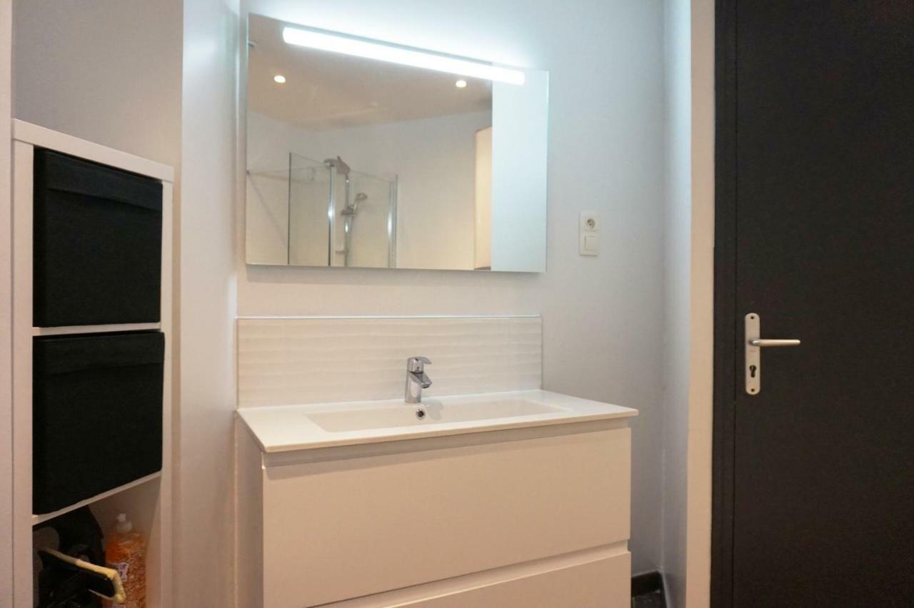 Cosy Proche Gares #1 Apartment *