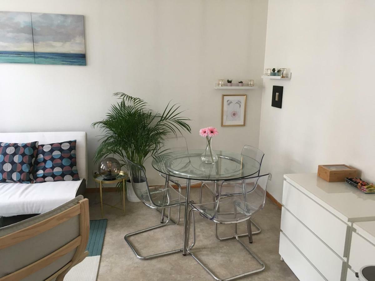 Vauban, Cozy + Breakfast & Massage Chair Apartment