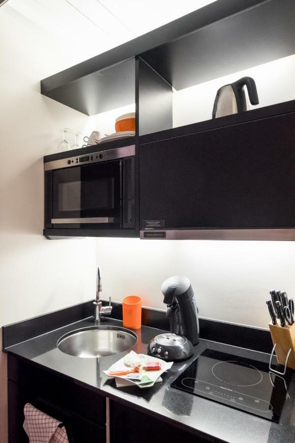 Palais Rinour - Cosy Close To Stations - Welkeys Apartment