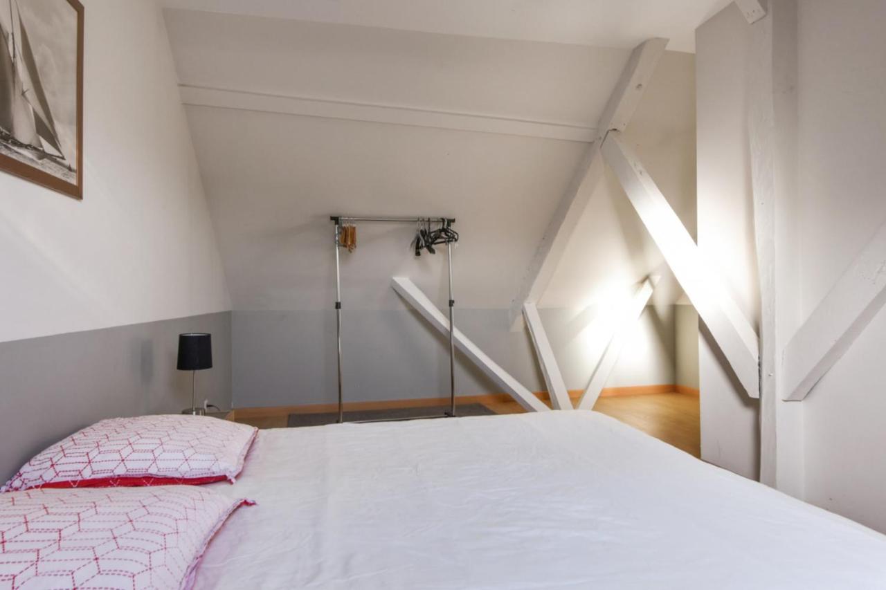Charming Flat At The Heart Of Old Close To Stations - Welkeys *