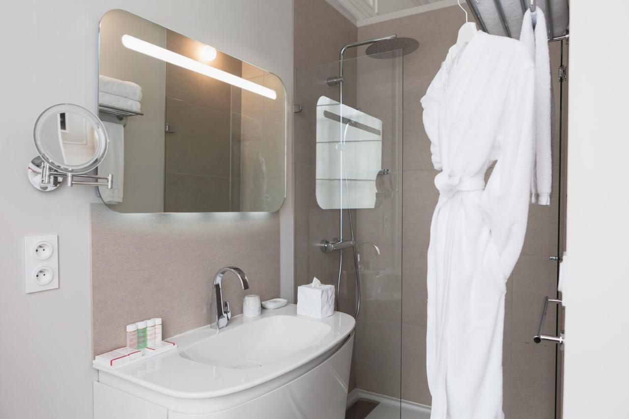 Clarance 5* Lille