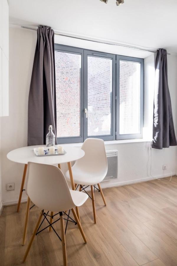 Charming Typical Flat In The Old Town !