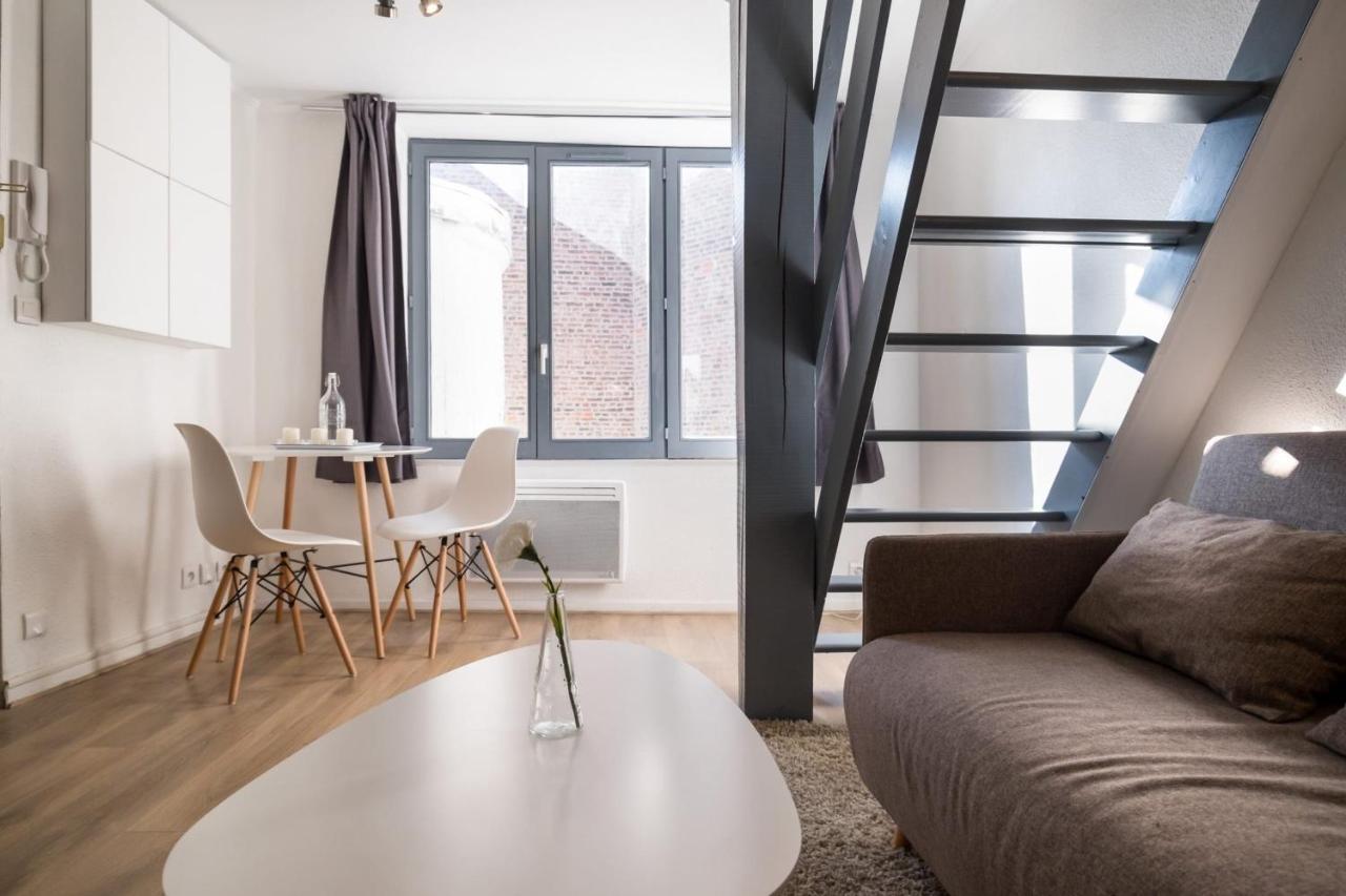 Charming Typical Flat In The Old Town ! Apartment *