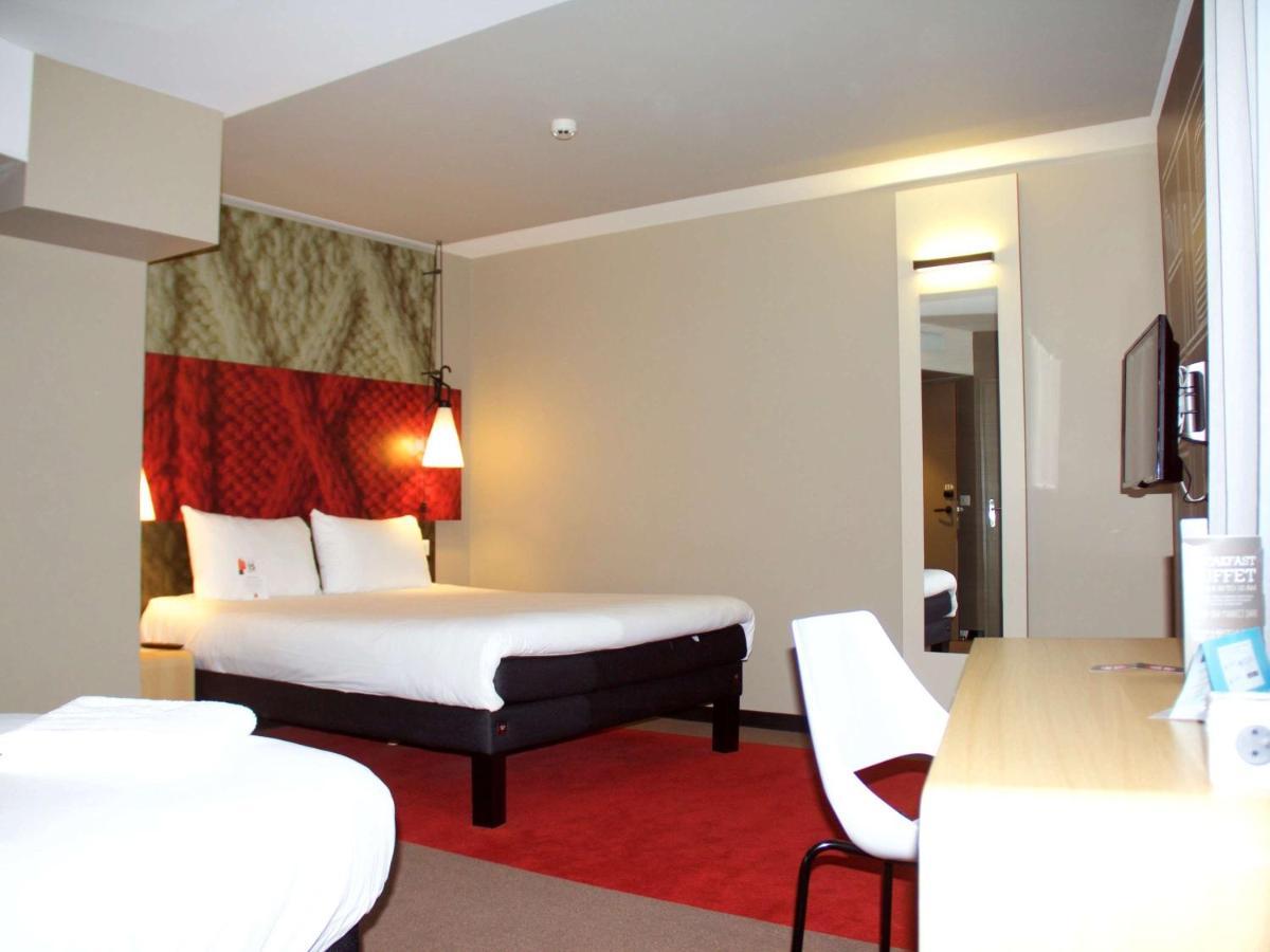 Hotel Ibis Centre Grand Palais 3*