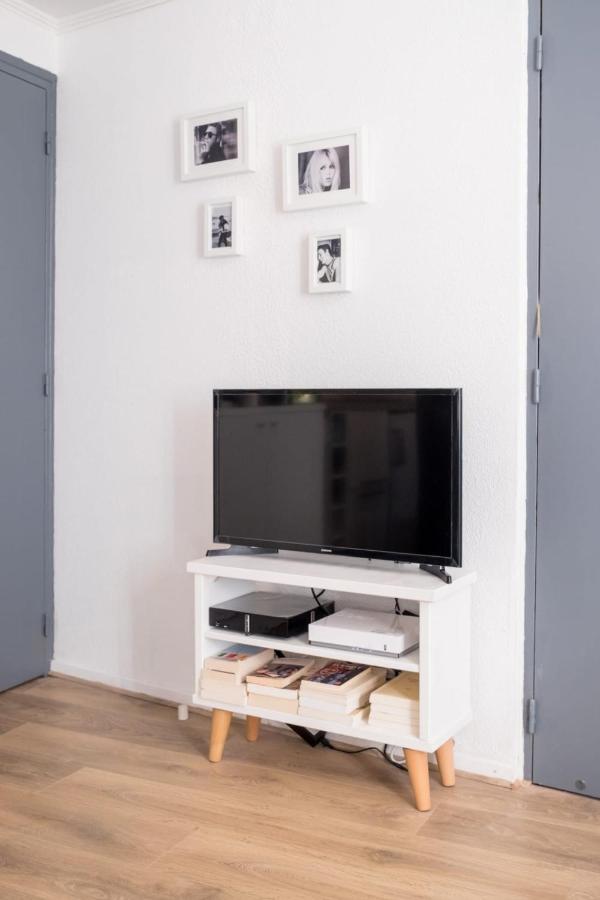 Charming Typical Flat In The Old Town ! * Lille