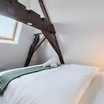 Duplex Next To Grand Place