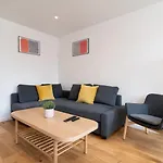 Lille Center Equipped And Bright Apartment
