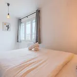 Renovated 2-Bedroom Duplex Near Metro.