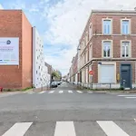 Appartement 2 Chambres Proche Ecoles Et Metro