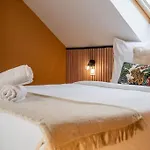 Appartement 2 Chambres Proche Ecoles Et Metro
