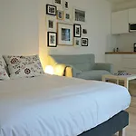Little Suite - Oscar