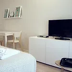 Little Suite - Stella