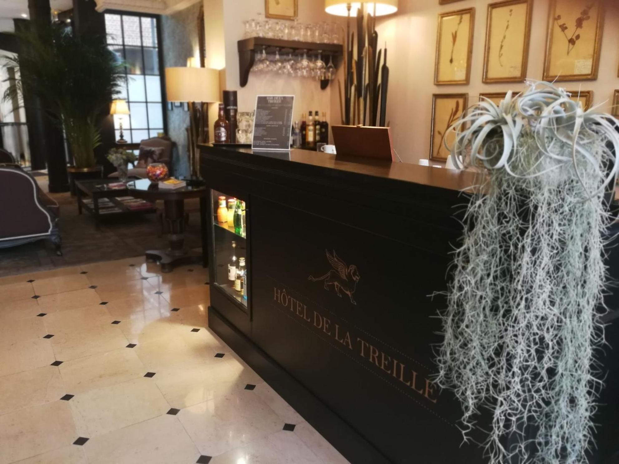 De La Treille Hotel