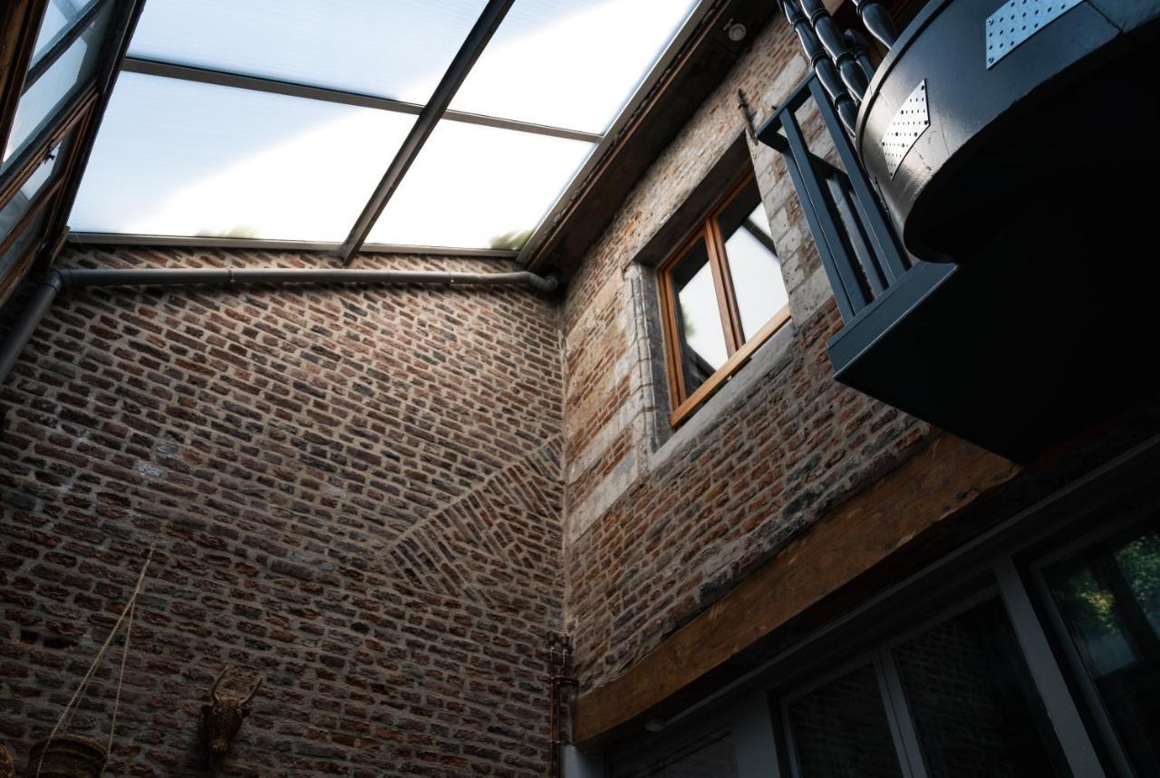 The People - Hostel *