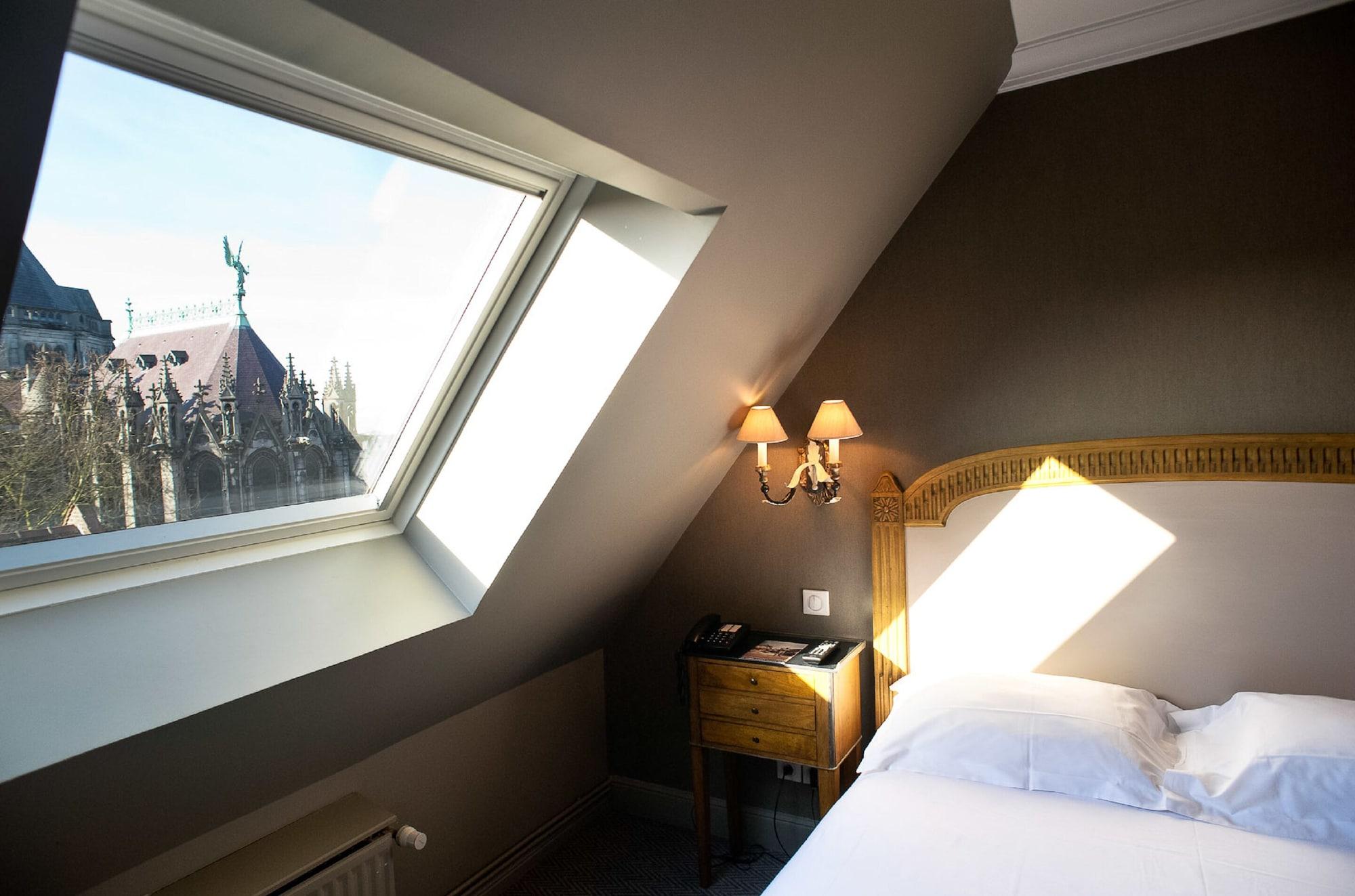 Hotel De La Treille 3*