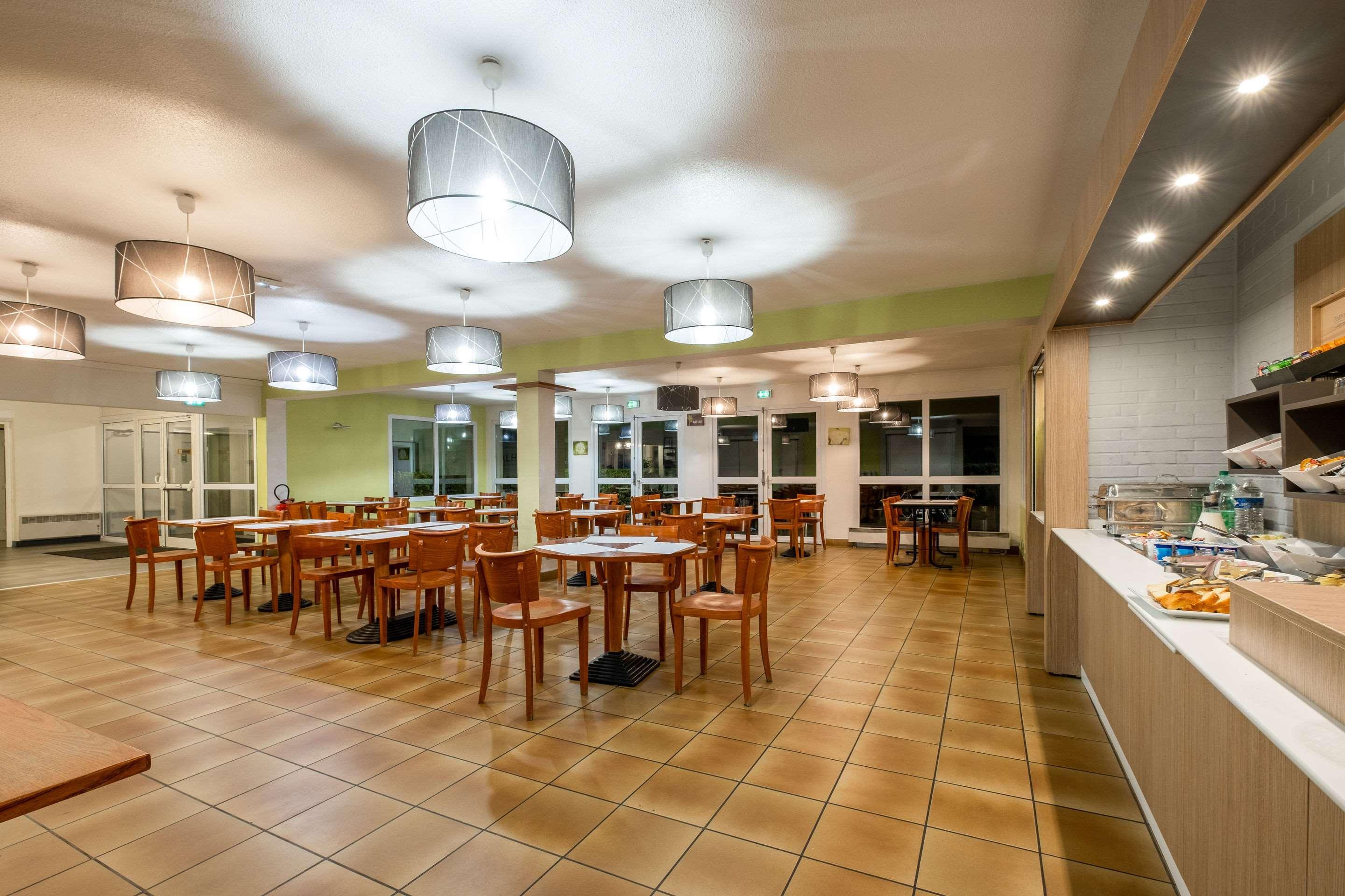Comfort Lomme Hotel 3*