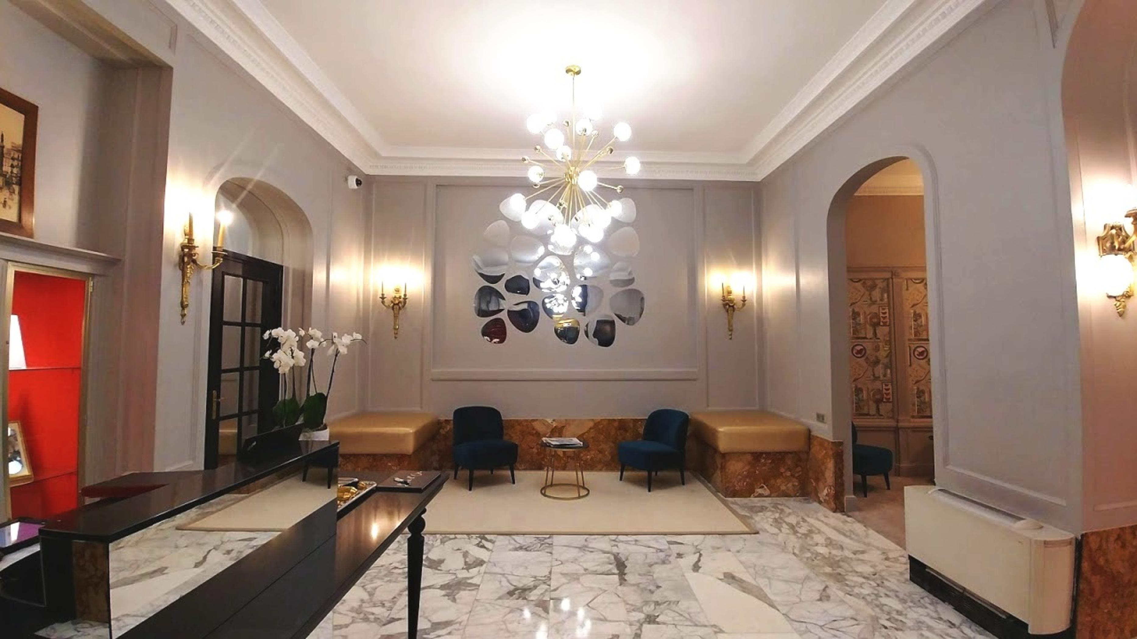 Grand Bellevue - Grand Place Hotel