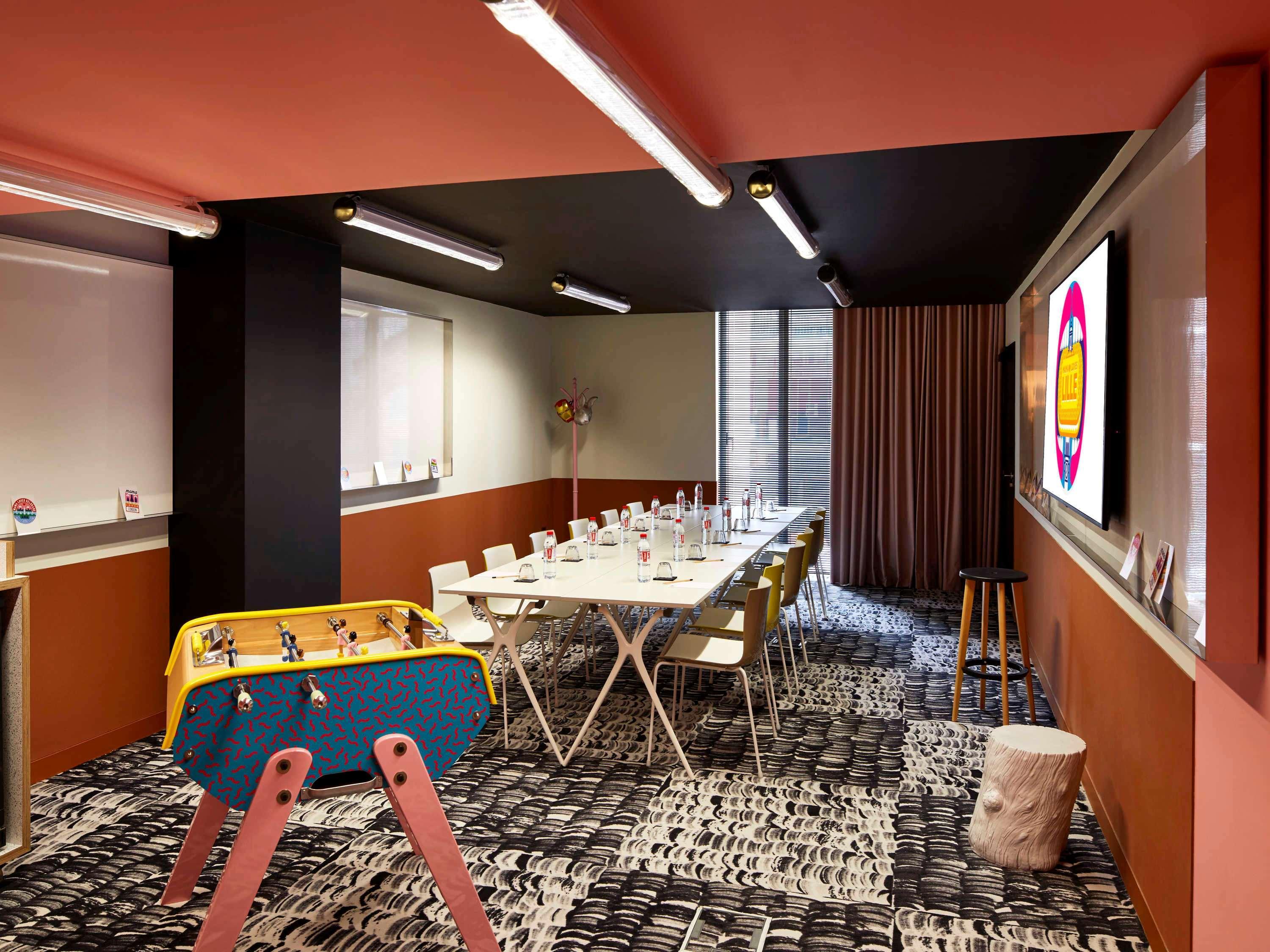 Mama Shelter Hotel