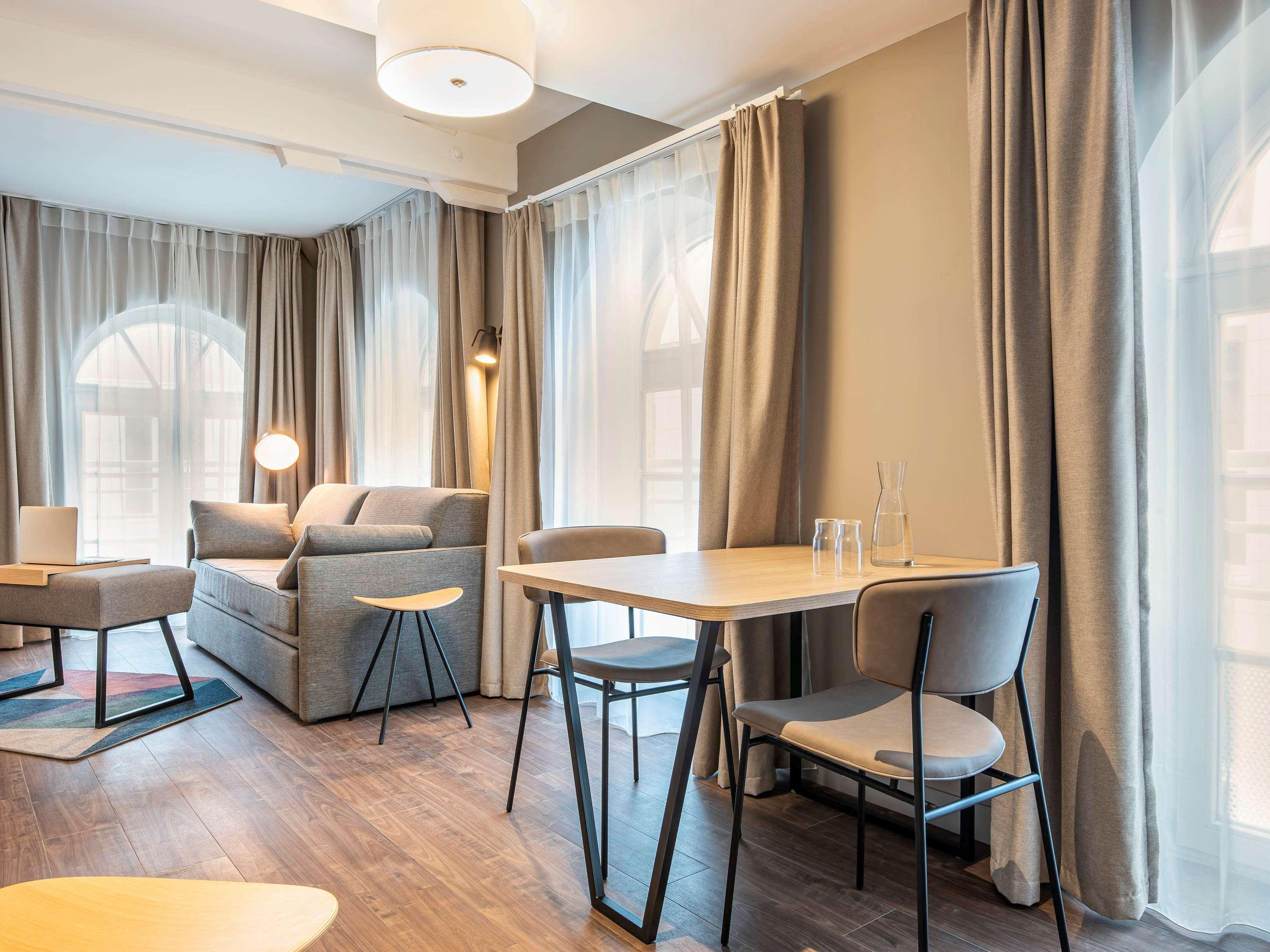 Adagio Centre Grand Place Aparthotel 4*