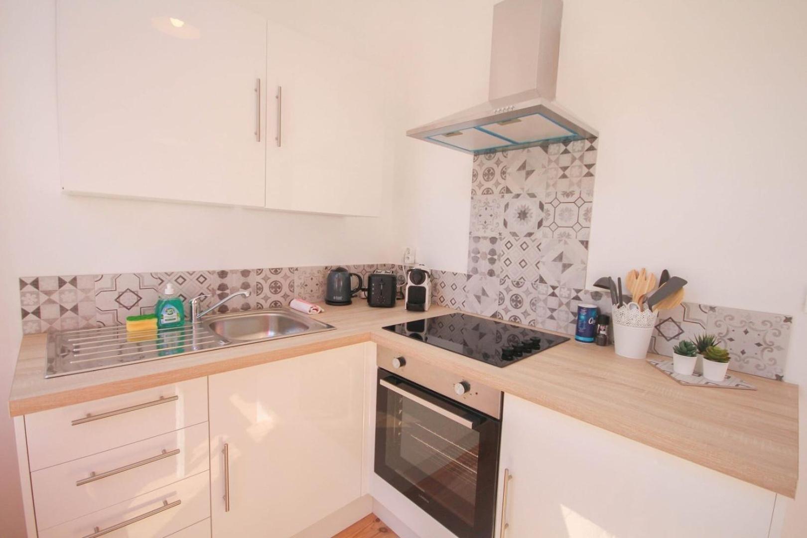 Apartment Centre- And Bright Equipped