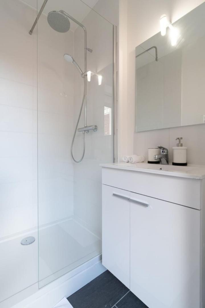 Grand' Place Of - Superb Designer Apartment