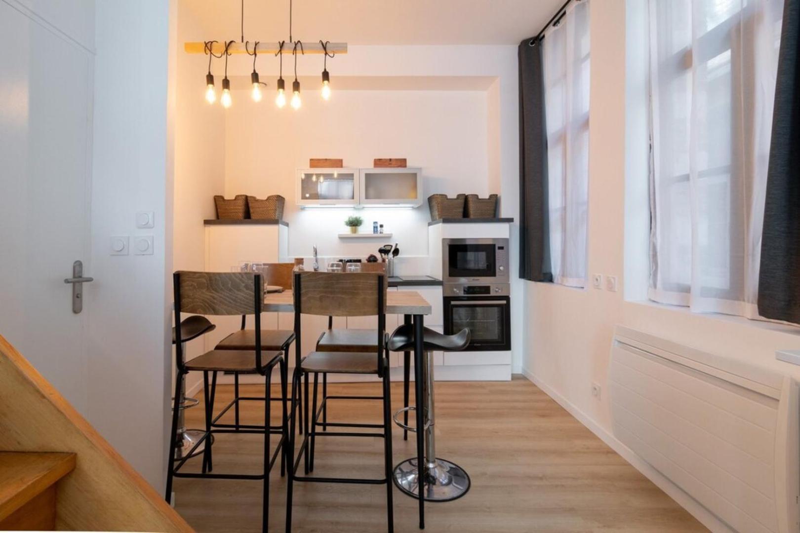 Unique 3 Bed House In Old Lille! Appartement