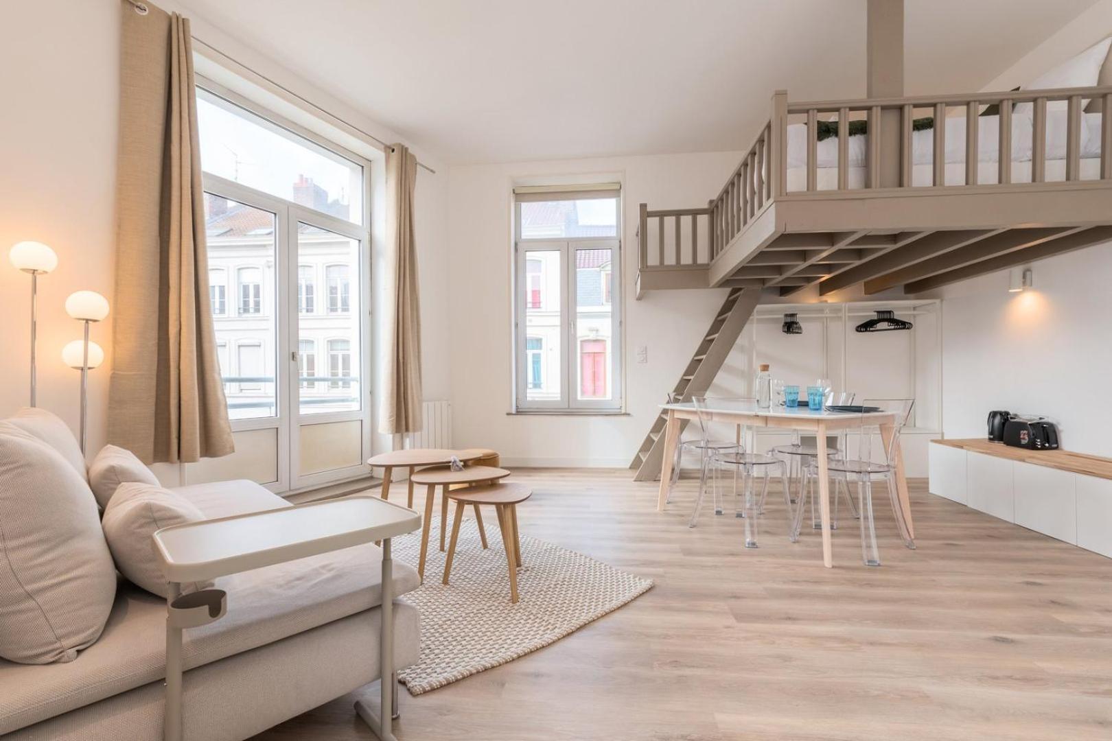 Apartment Spacious And Bright In The Center. *