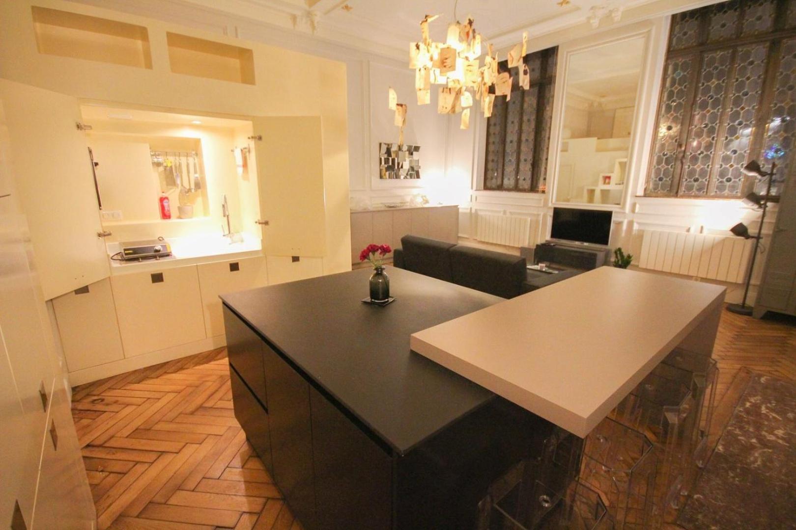 Centre - Grand Studio Atypique ! *