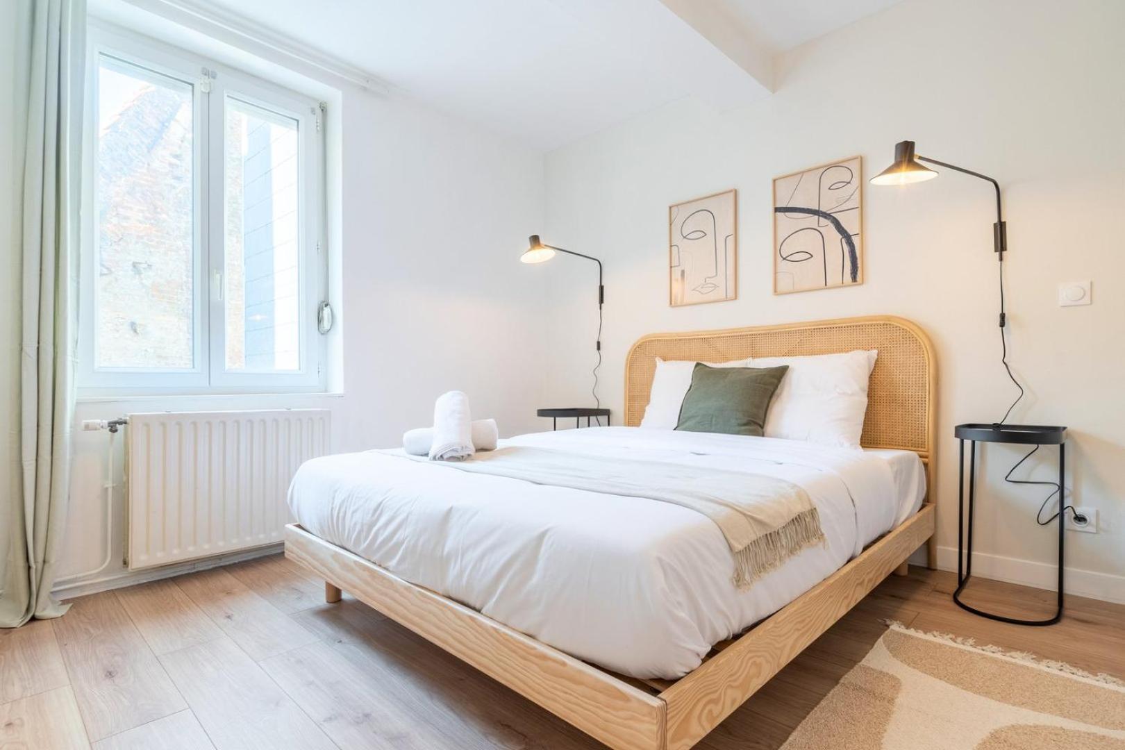 Beautiful Renovated Appart In The Center Of Apartment *