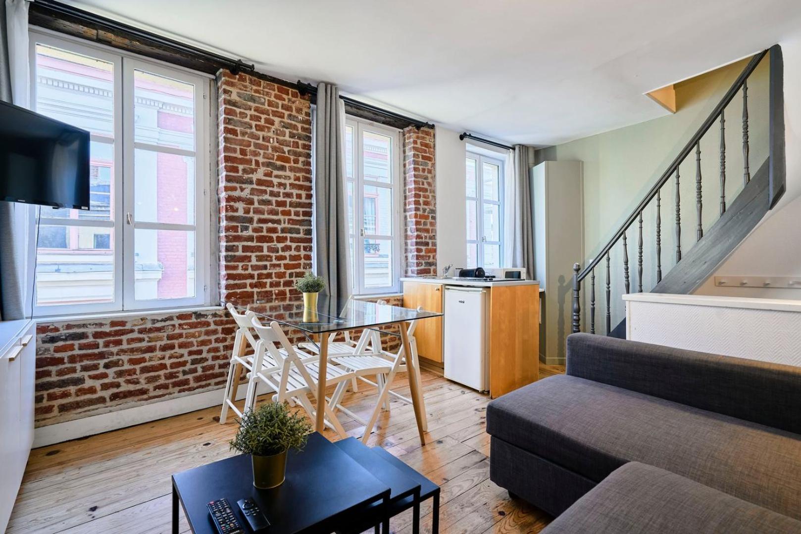 Grand-place & Vieux-lille: Equipped Duplex Apartment Lille