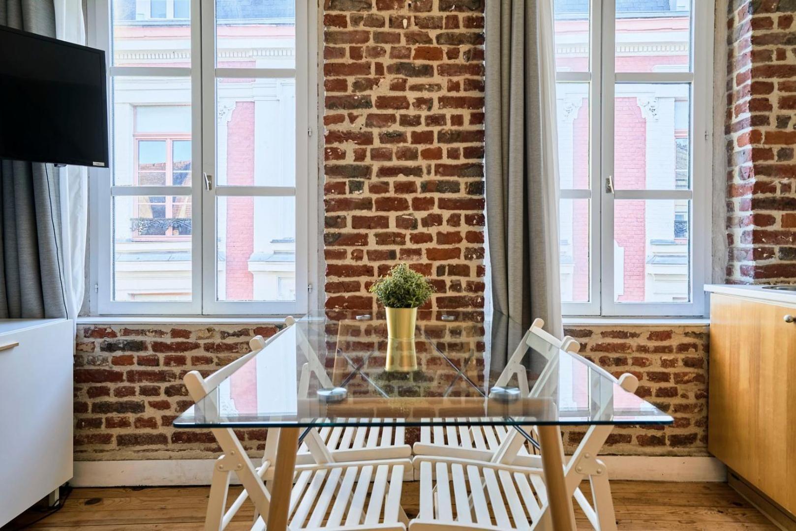 Apartment Grand-place & Vieux-lille: Equipped Duplex *