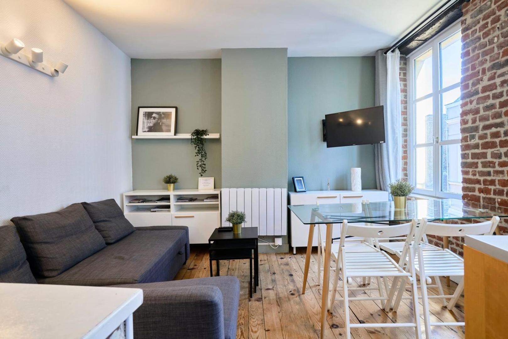 Apartment Grand-place & Vieux-lille: Equipped Duplex