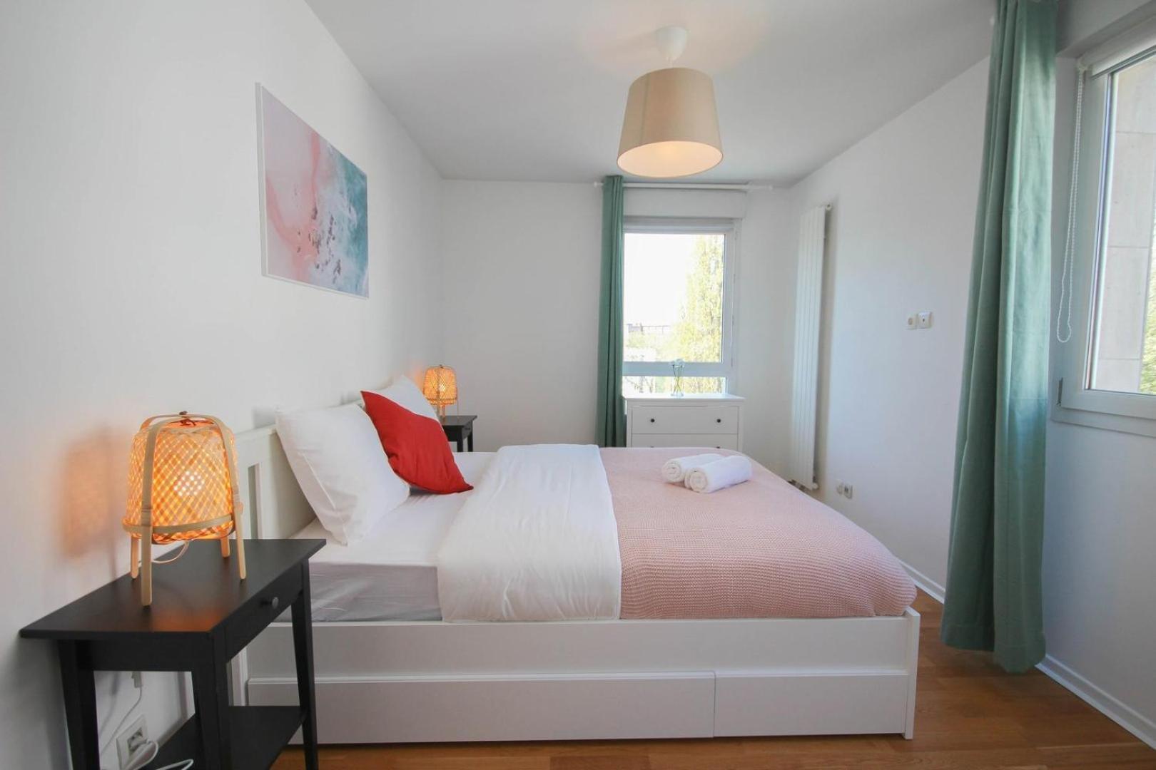Apartment In With Balcony And Parking
