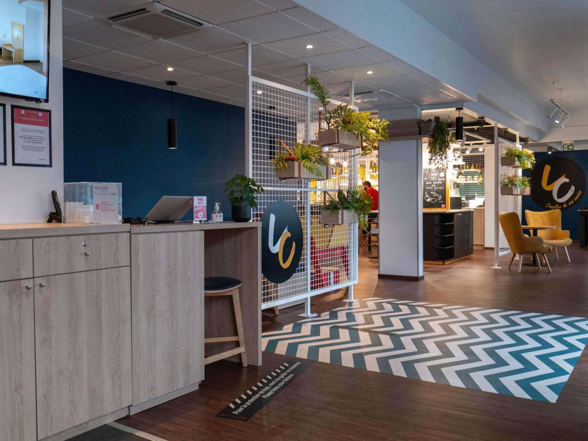 Ibis Lomme Centre 3*